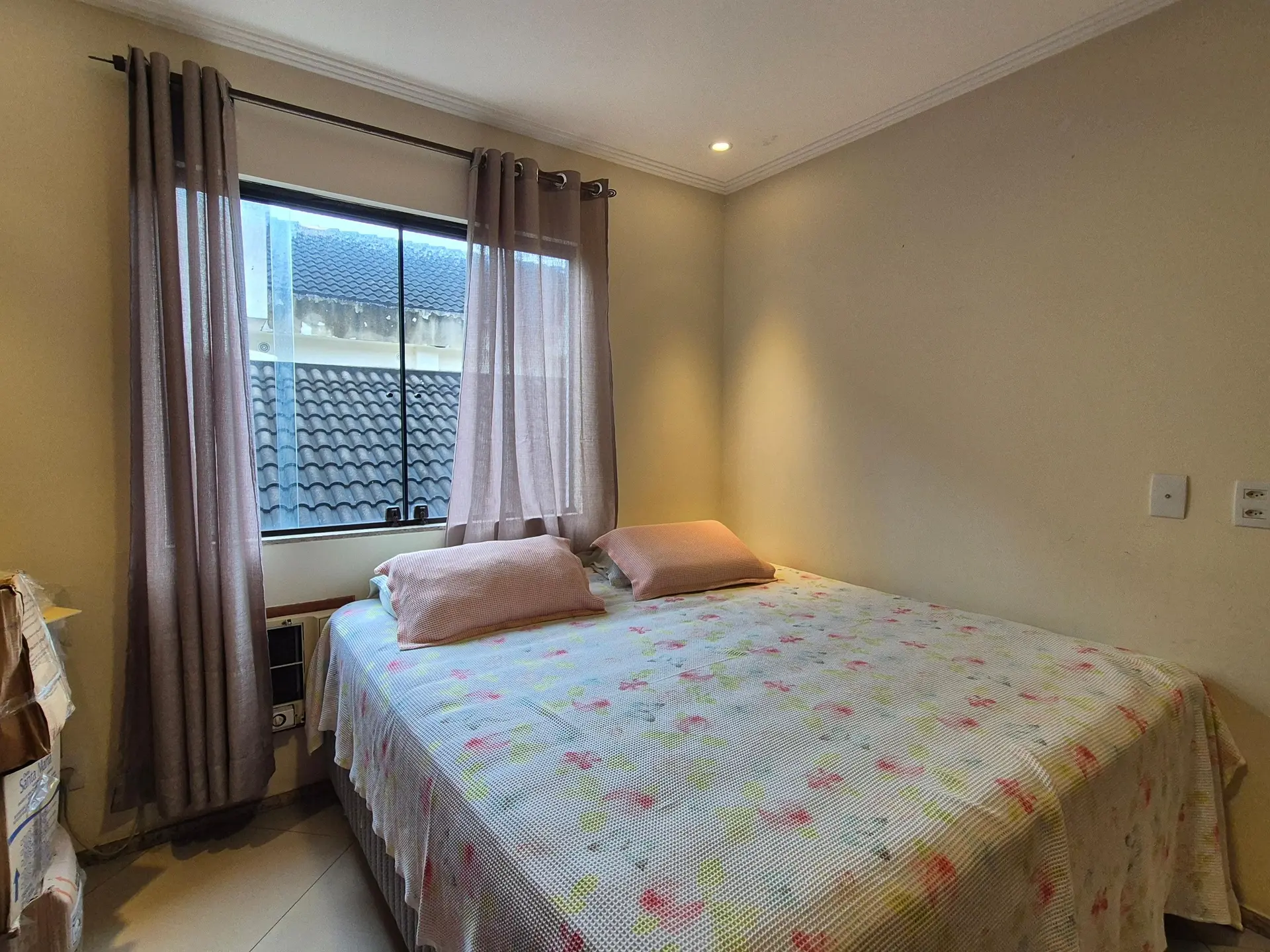 Jacuzzi in a 3-bedroom house, 400 m² — photo 32