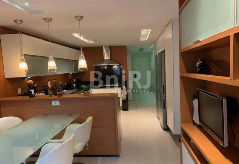 Apartamento mobiliado de 260 m² com 4 dormitórios e churrasqueira — photo 13