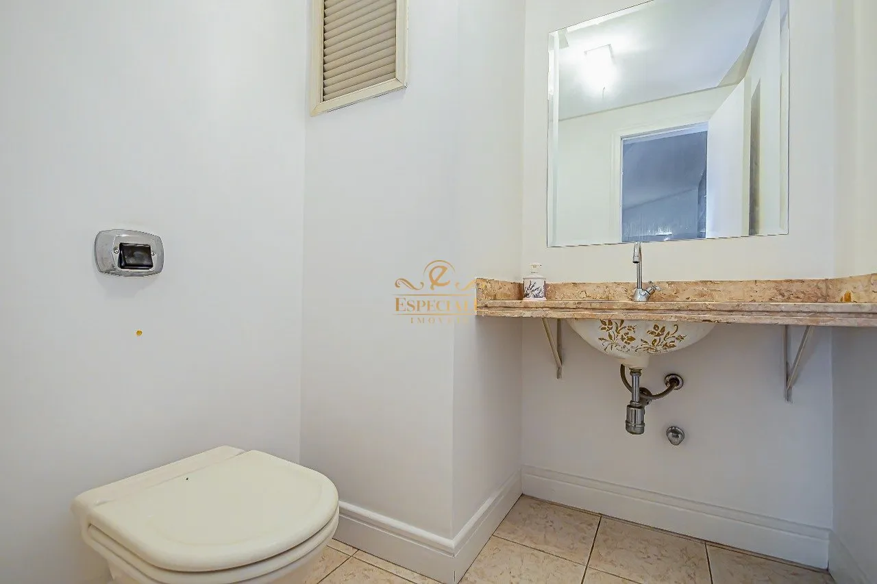 Apartment with 3 en-suite bedrooms and balcony — photo 32