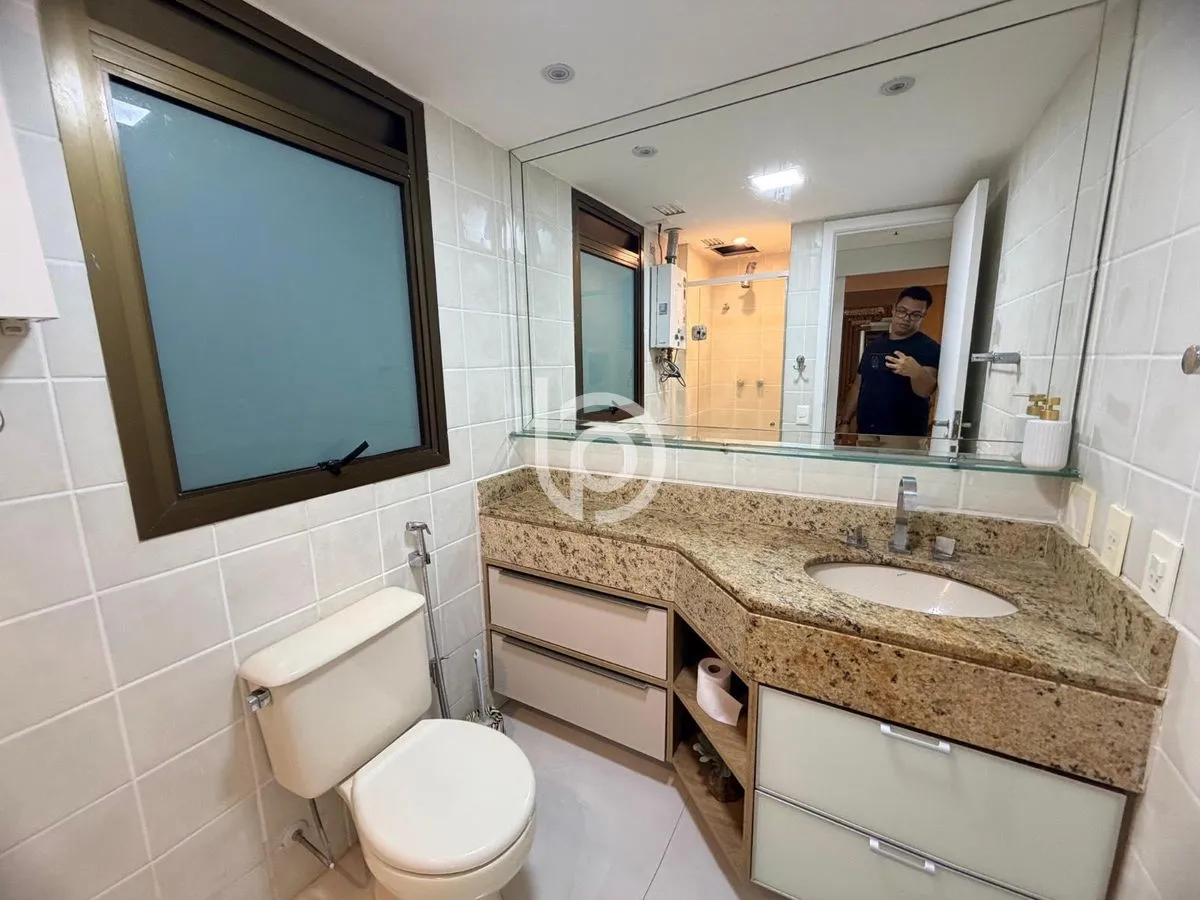 Furnished 2-bedroom apartment with 2 bathrooms and balcony — photo 22