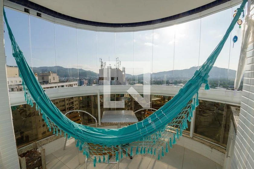 Apartamento amueblado con 2 dormitorios y 115 m² — photo 4