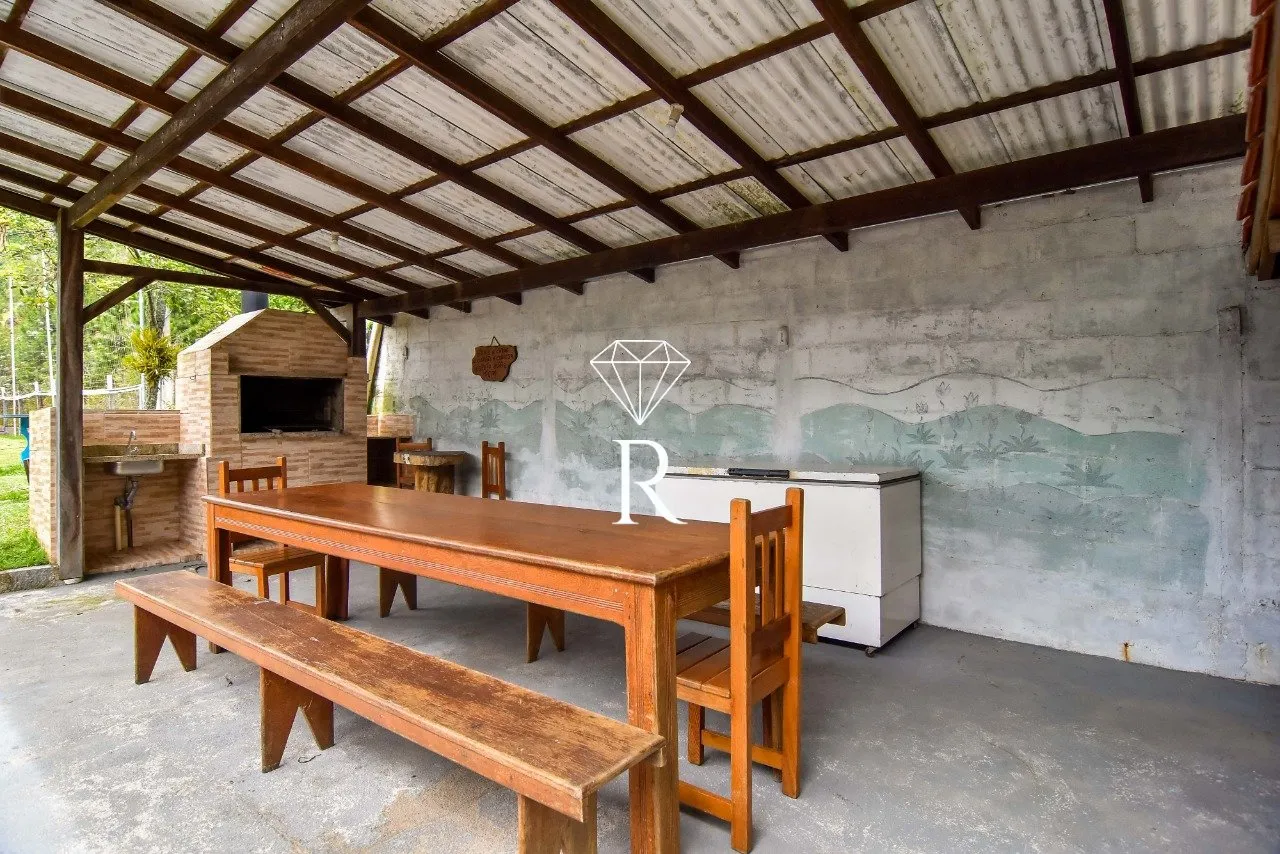 Casa tipo sítio con 4 dormitorios y 6 plazas de aparcamiento — photo 28