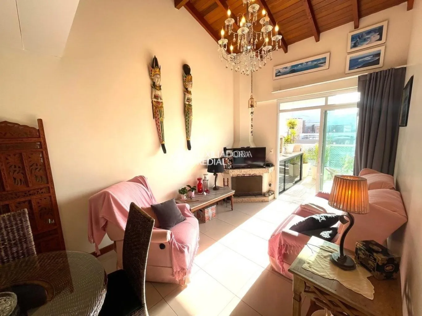 Furnished 2-bedroom apartment with balcony grill