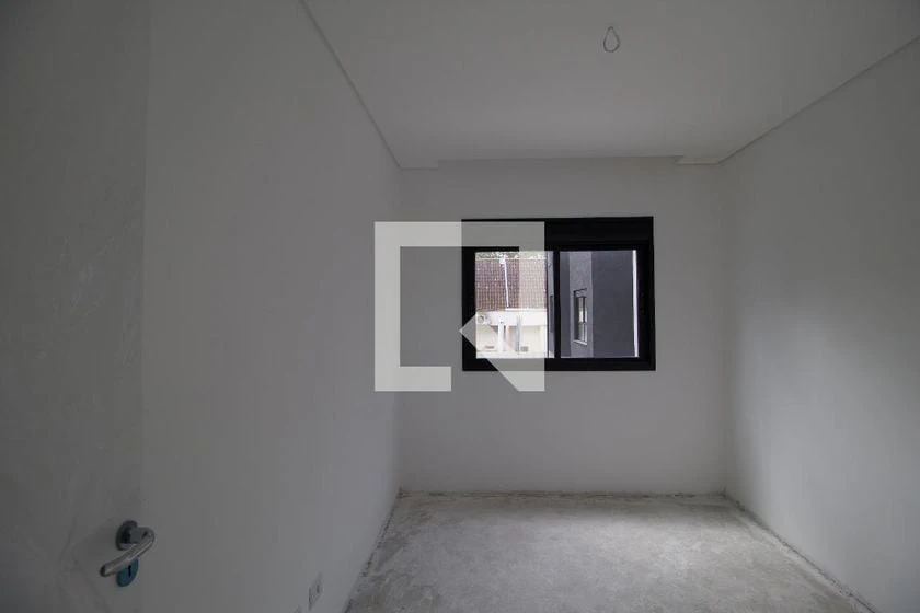 4-bedroom house with a garden — photo 20