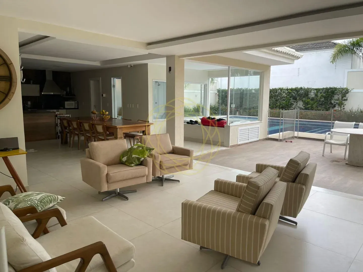 Triplex house with 5 bedrooms and 900 m² — photo 38