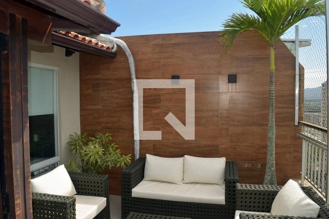 Apartamento mobiliado com 3 quartos e varanda — photo 4