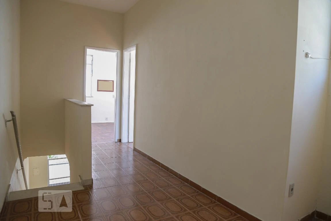 Casa com cozinha separada, 4 quartos e 3 banheiros — photo 48