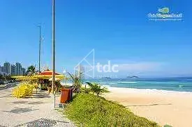 5-bedroom house with a walk-in closet in Rio de Janeiro — photo 18