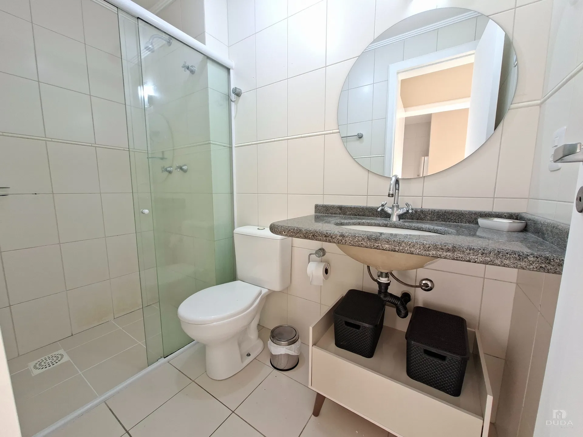 1-bedroom apartment with open-plan kitchen and parking — photo 20