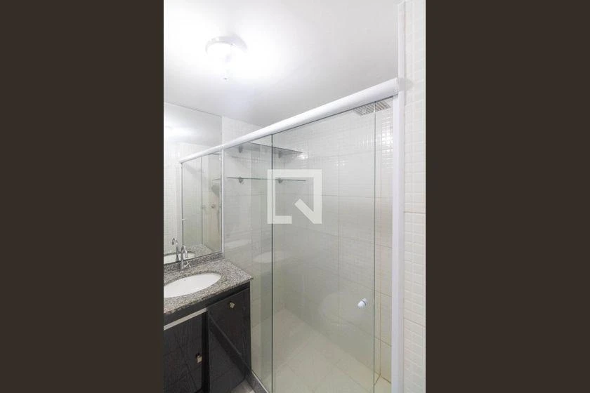 Балкон с грилем и 3 спальни: квартира 110 м² — photo 29