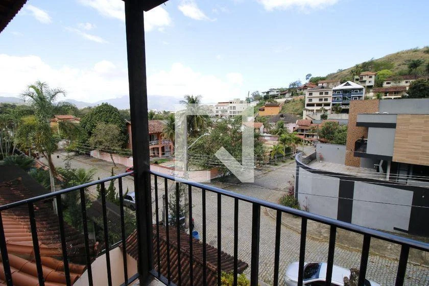 Casa de condomínio com 4 quartos e 371 m² — photo 6