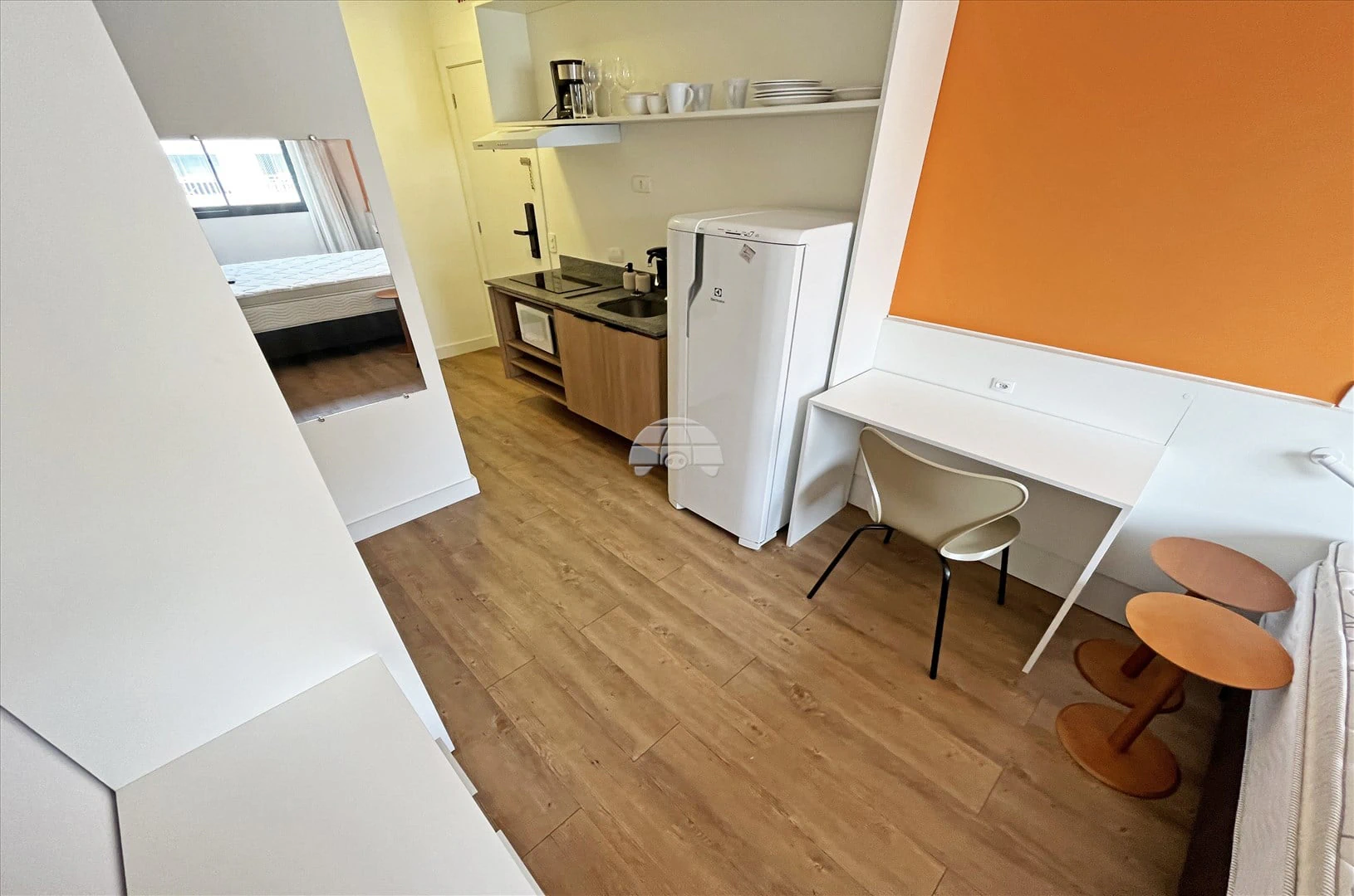 Apartamento mobiliado com cozinha compacta e 1 quarto — photo 3