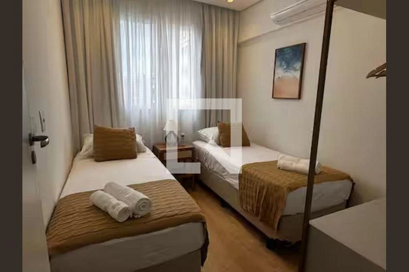 Apartamento amueblado de 2 dormitorios con cocina abierta — photo 11