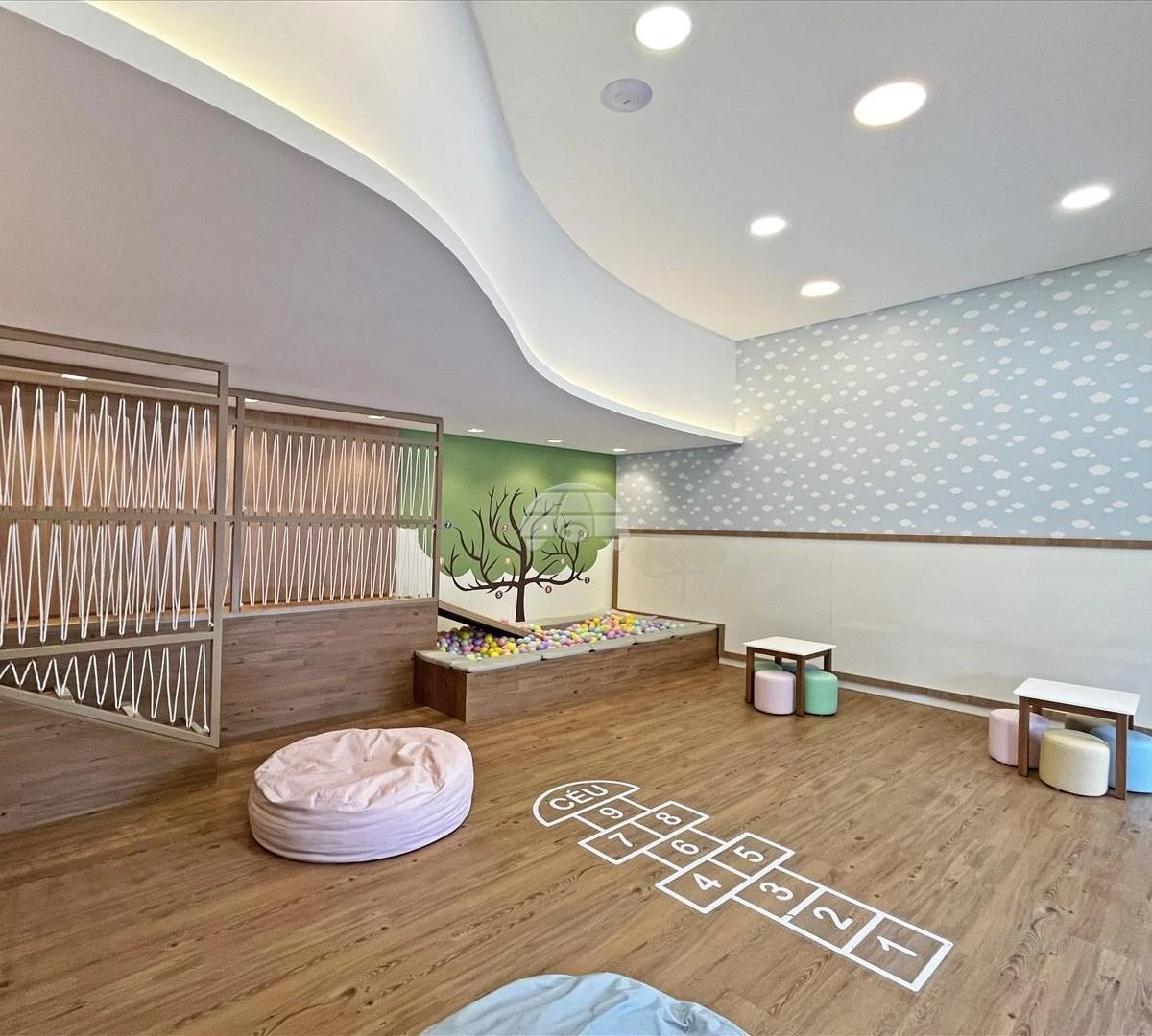 Apartment, 80 m², with a grill on the balcony — photo 49