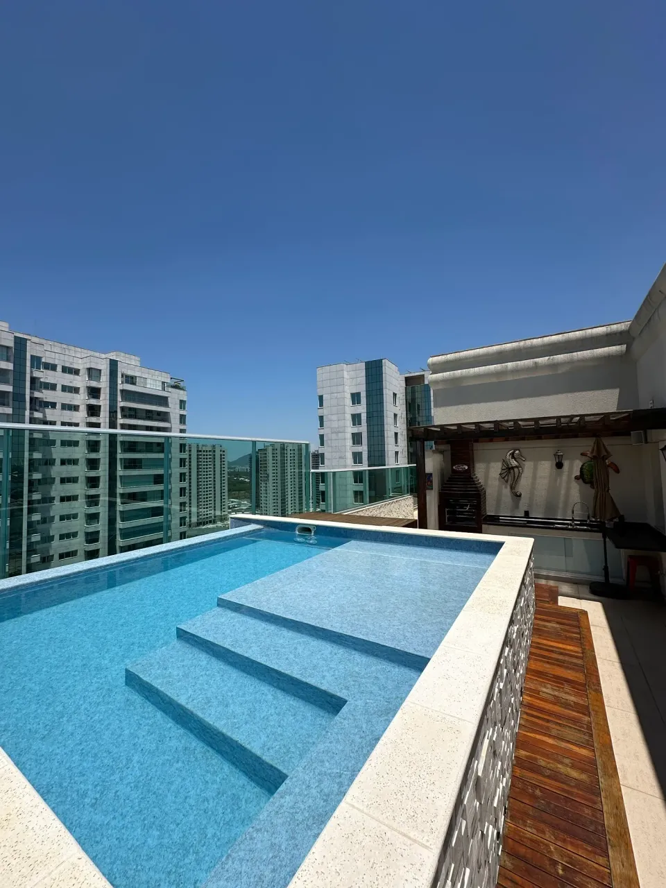 Duplex apartment with 600 m², 4 bedrooms and 4 parking — photo 8