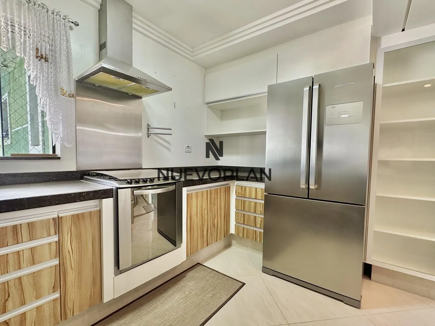 Furnished house, 276 m², with a home office — photo 32
