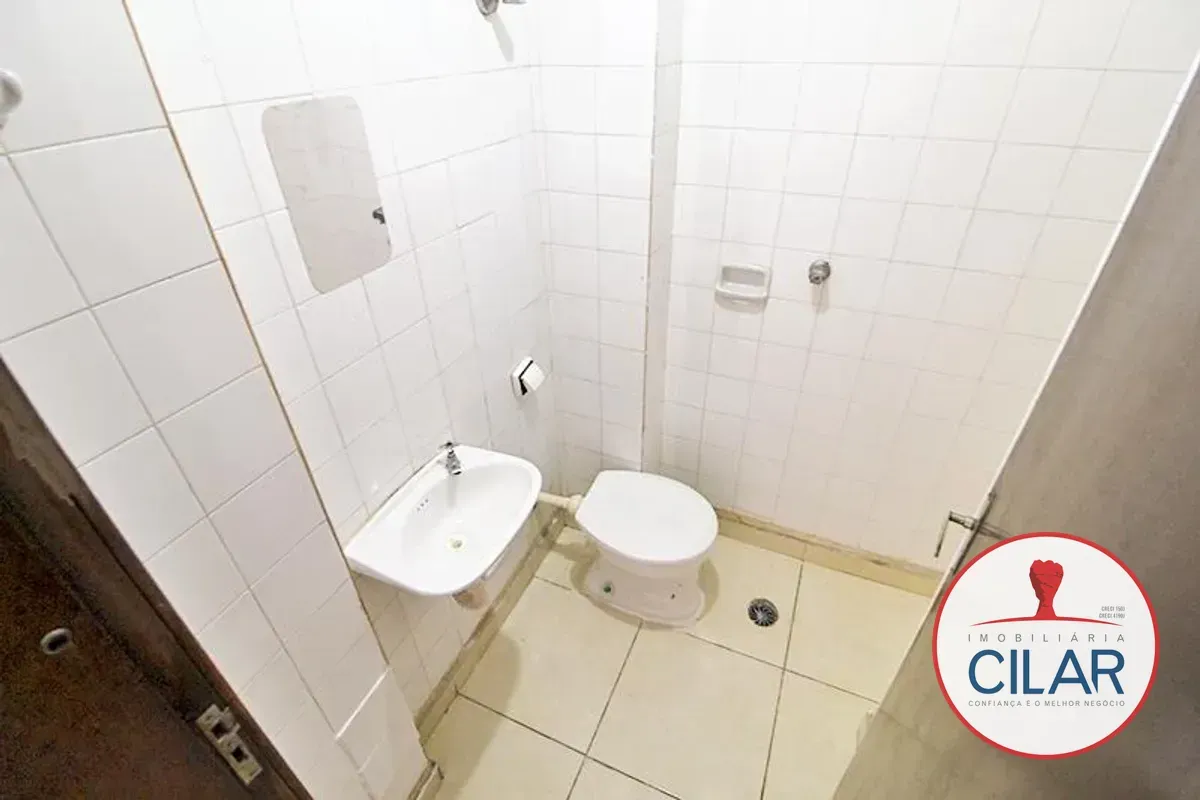 Apartamento com piso de madeira ou laminado, Portão — photo 14