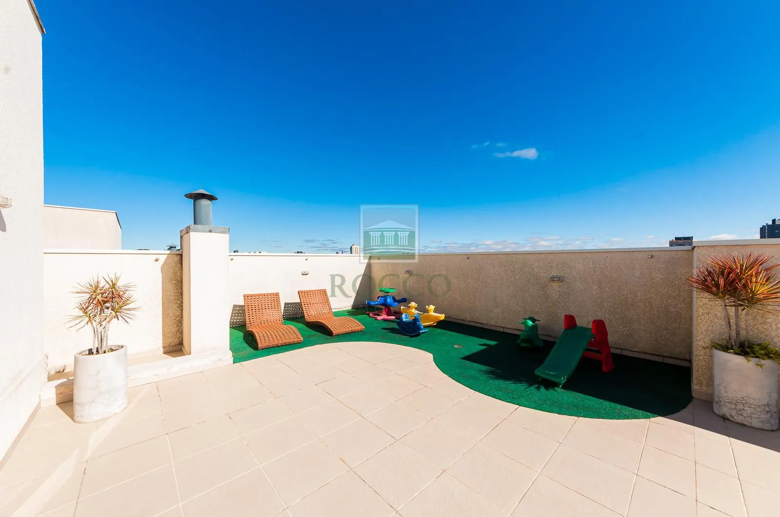 1-bedroom apartment with en-suite and 1 parking space — photo 37