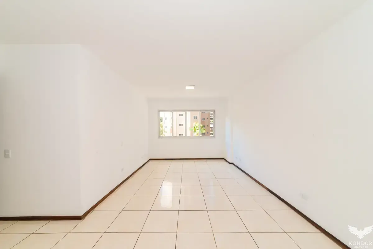 160 m² apartment with 3 bedrooms and 1 en-suite — photo 5