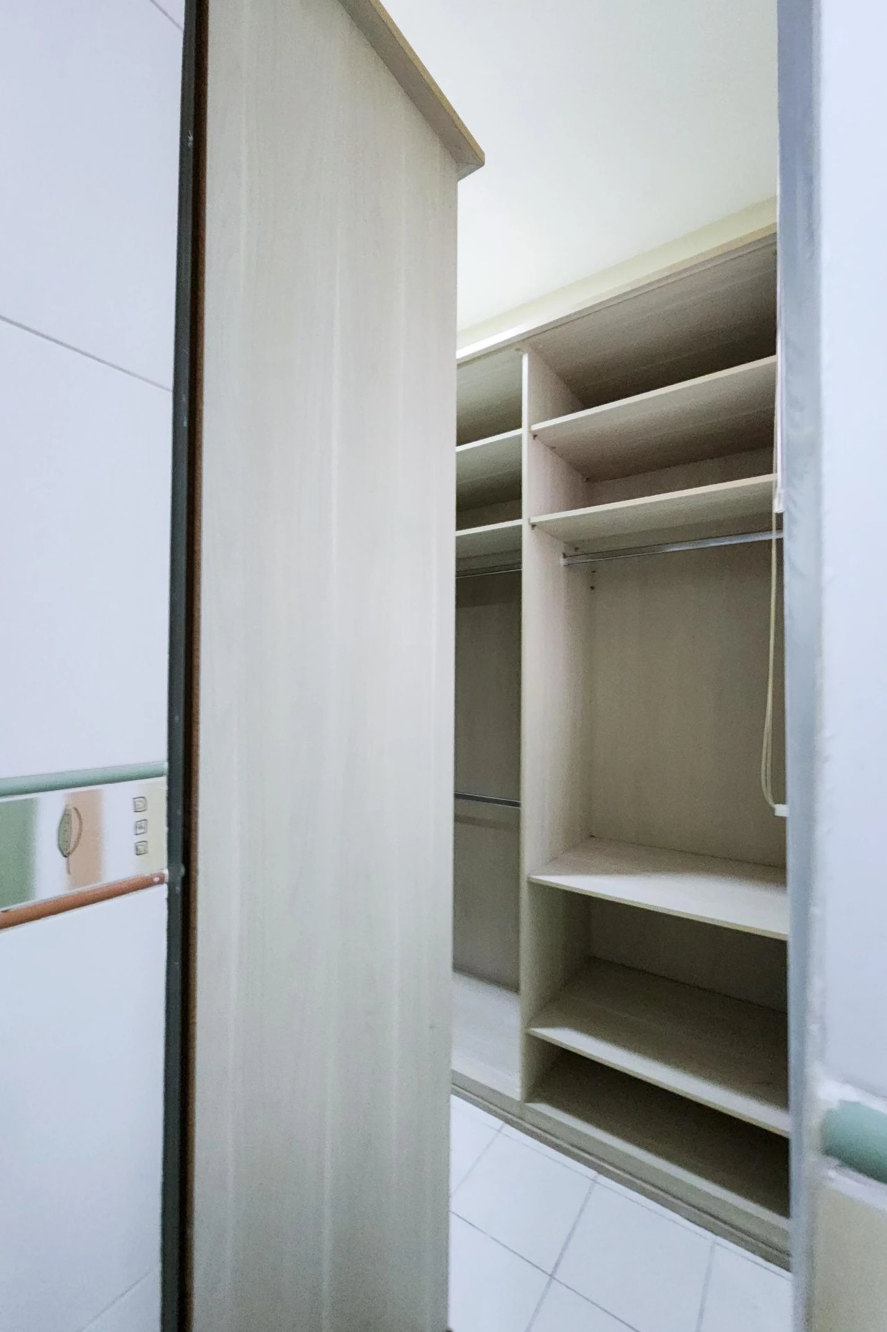 Apartamento de 2 quartos com closet — photo 30