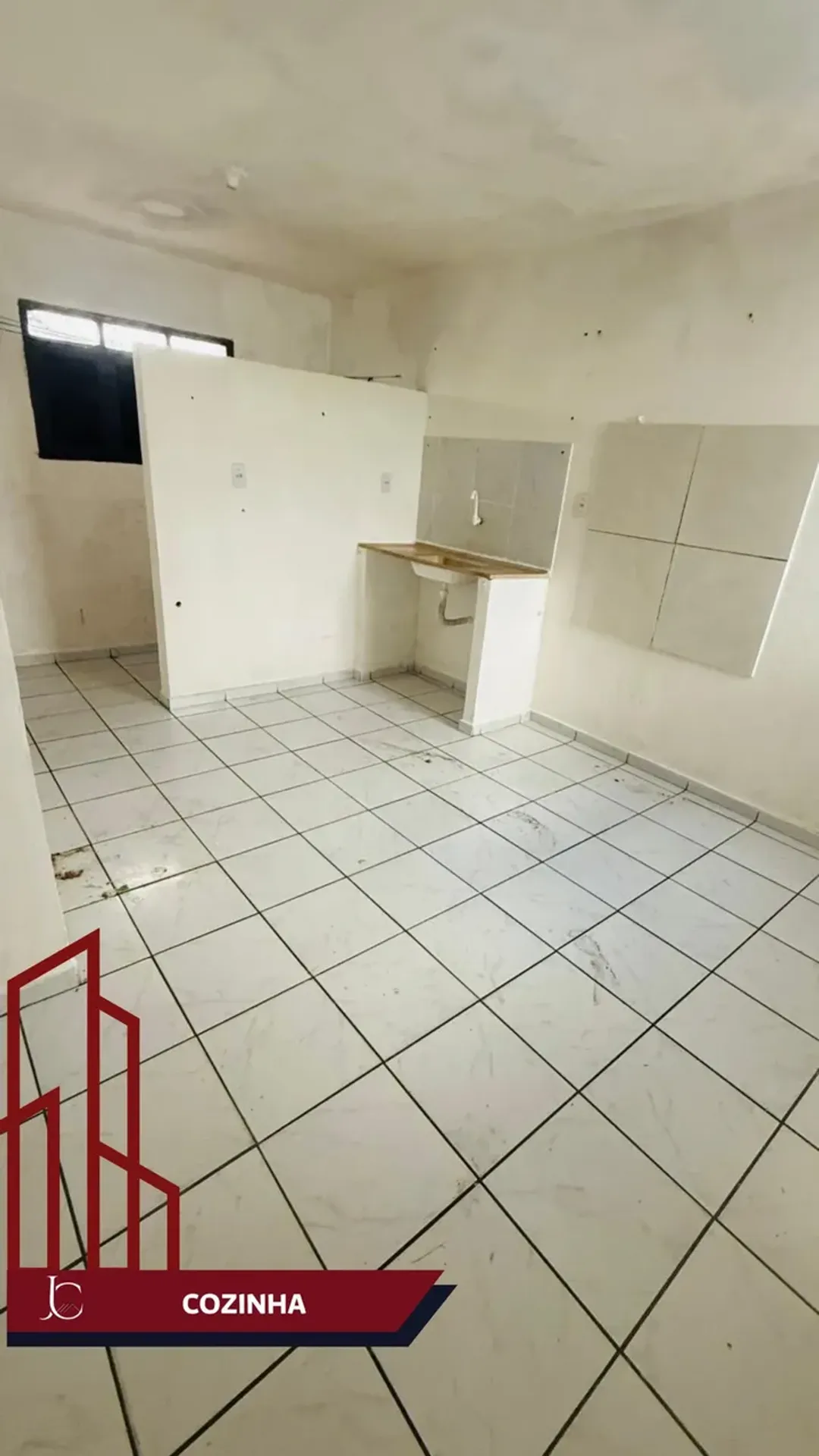 Casa térrea para locação no 1º andar com 2 quartos