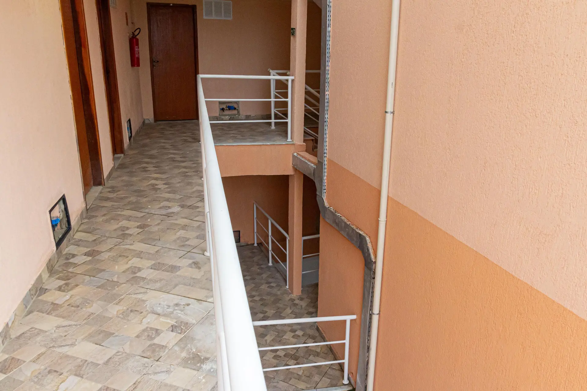 Estudio sin amueblar con 1 dormitorio y 1 baño — photo 16