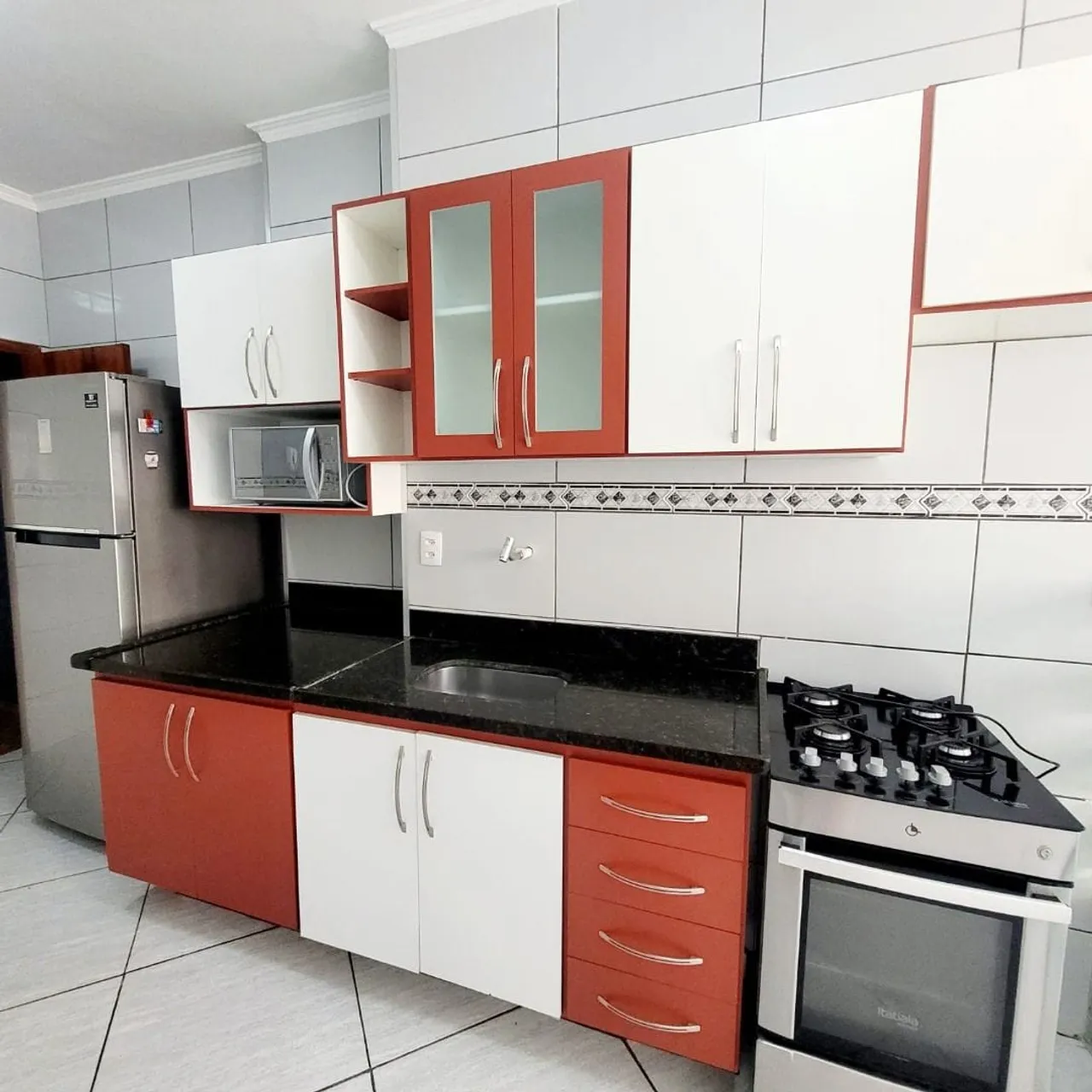 Furnished 95 m² apartment with 2 bedrooms and balcony — photo 16
