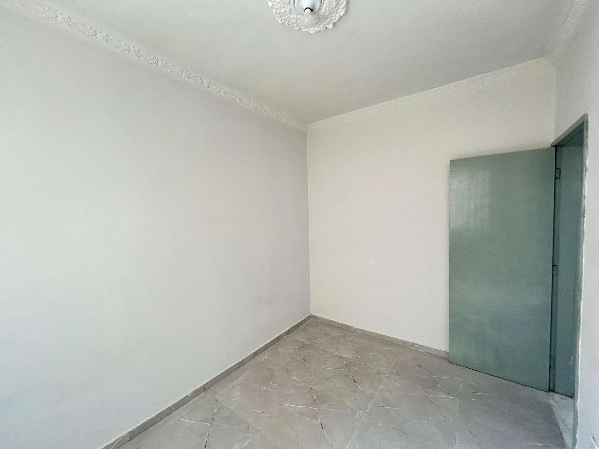 Рабочее место и 2 спальни: квартира 43 м² — photo 24