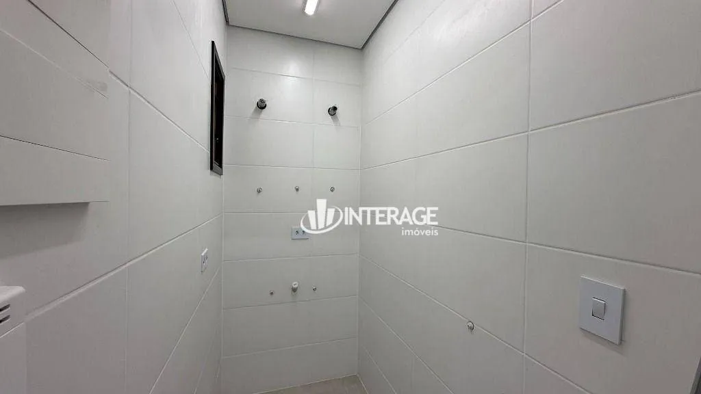 3-suite townhouse with private BBQ and garden — photo 8