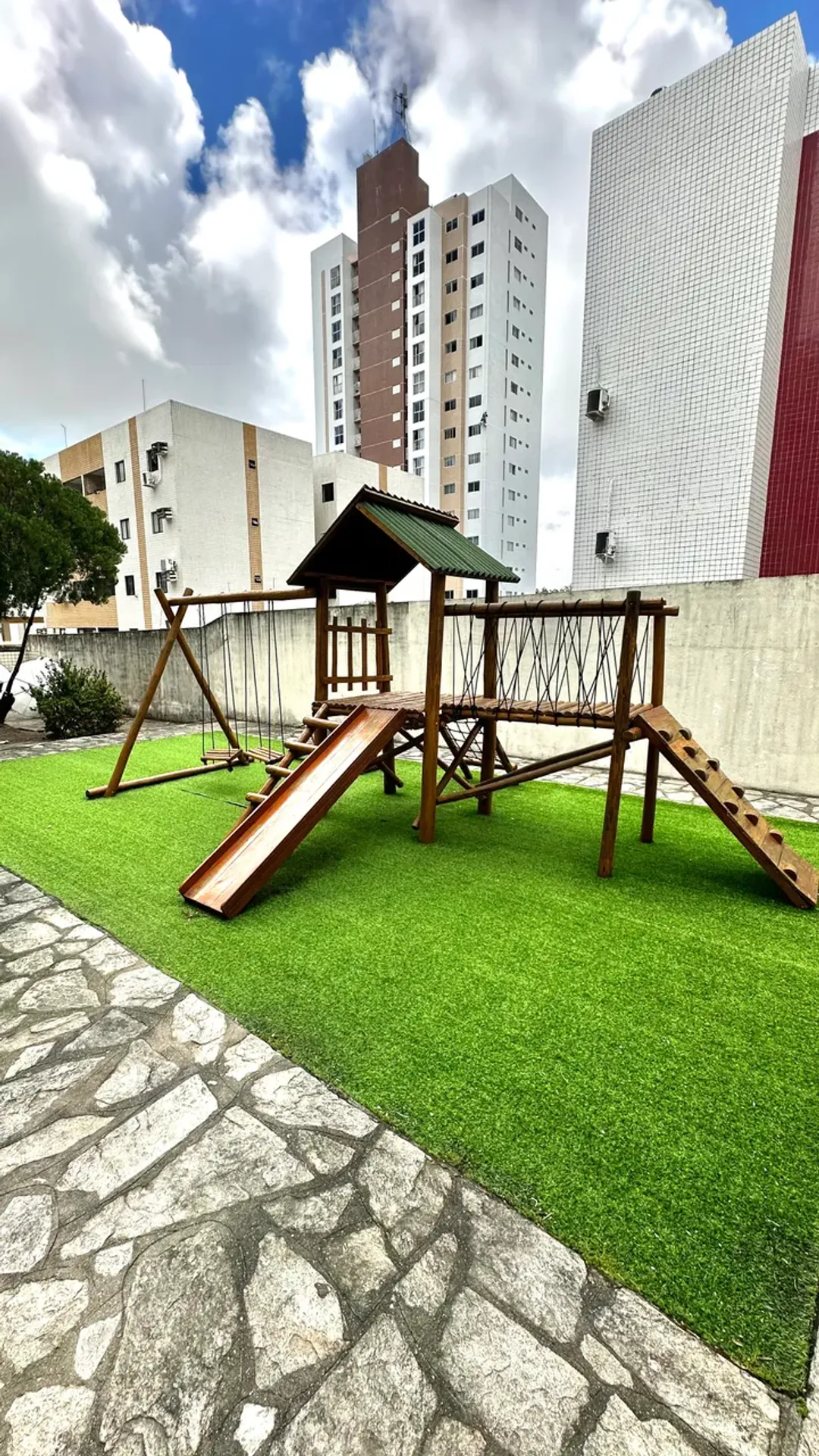 Квартира з 3 спальнями, у будинку є басейн — photo 9