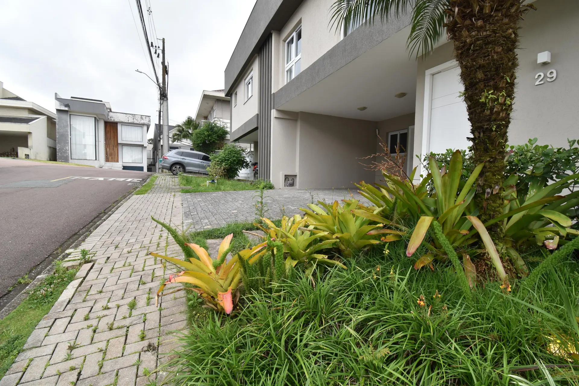 House, 411 m², with a bathtub — photo 66