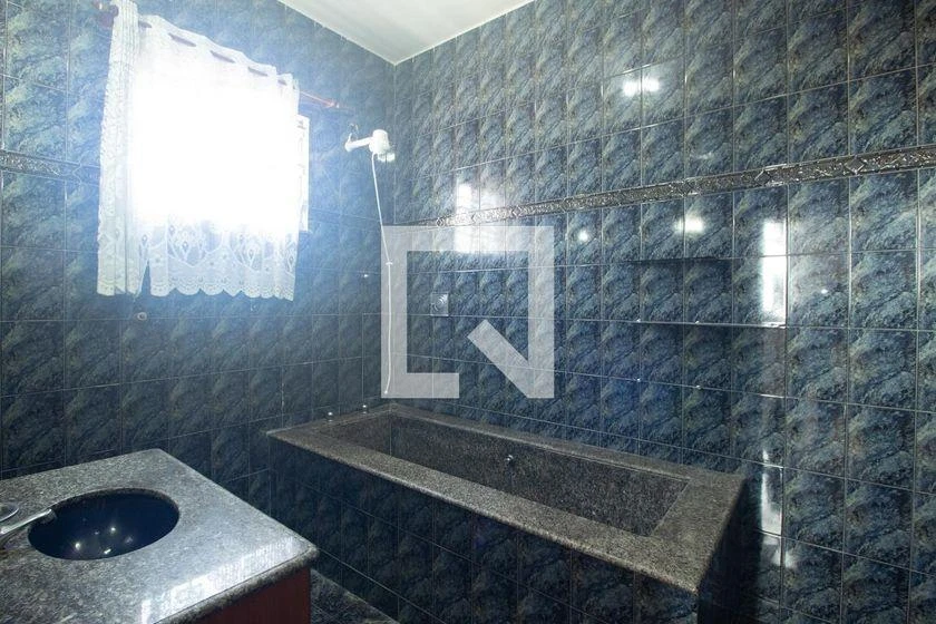 House, 320 m², with a bathtub — photo 10