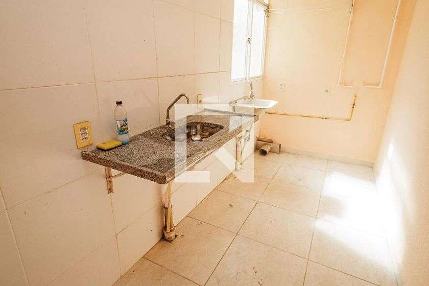 Apartamento para alugar com 2 quartos e 44 m² — photo 2