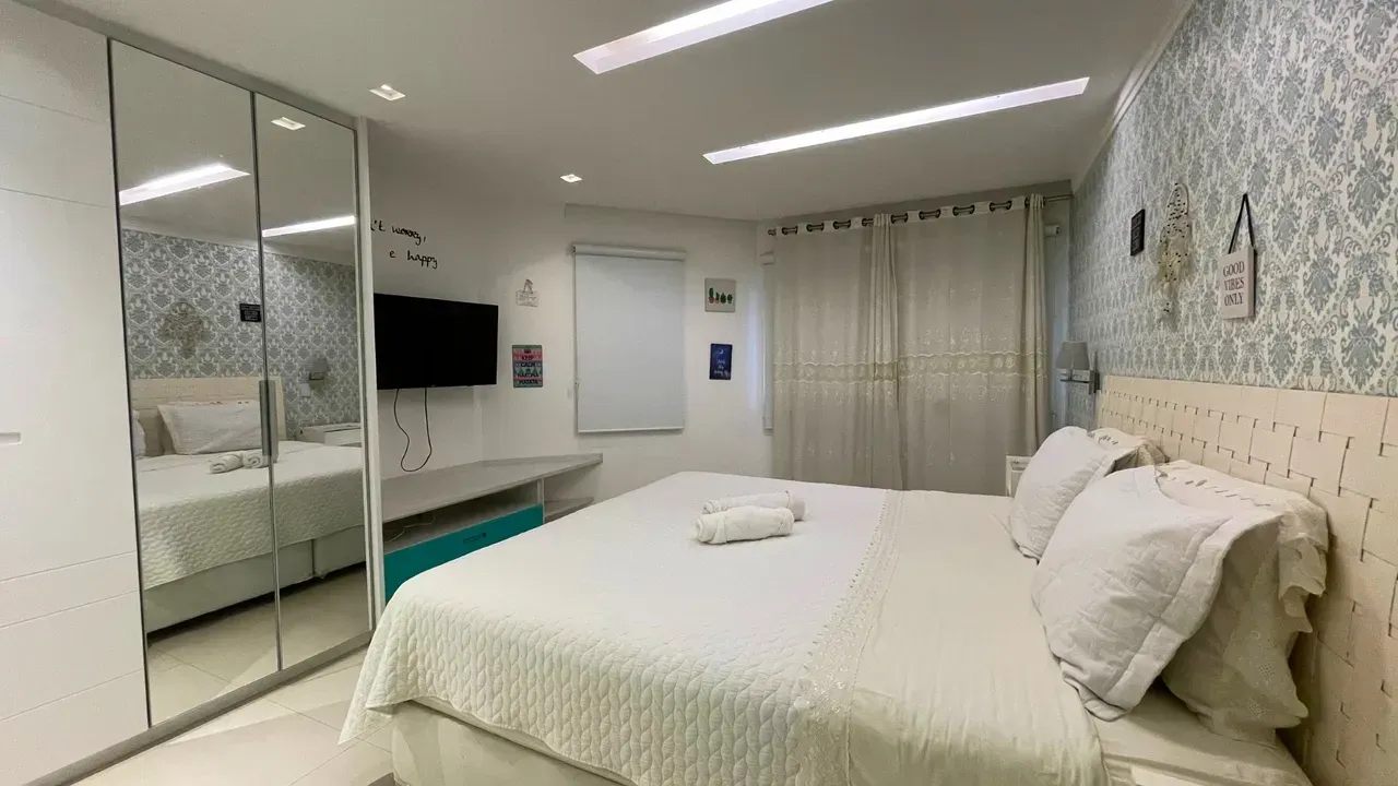 Furnished house with 4 bedrooms and an open-plan kitchen — photo 39