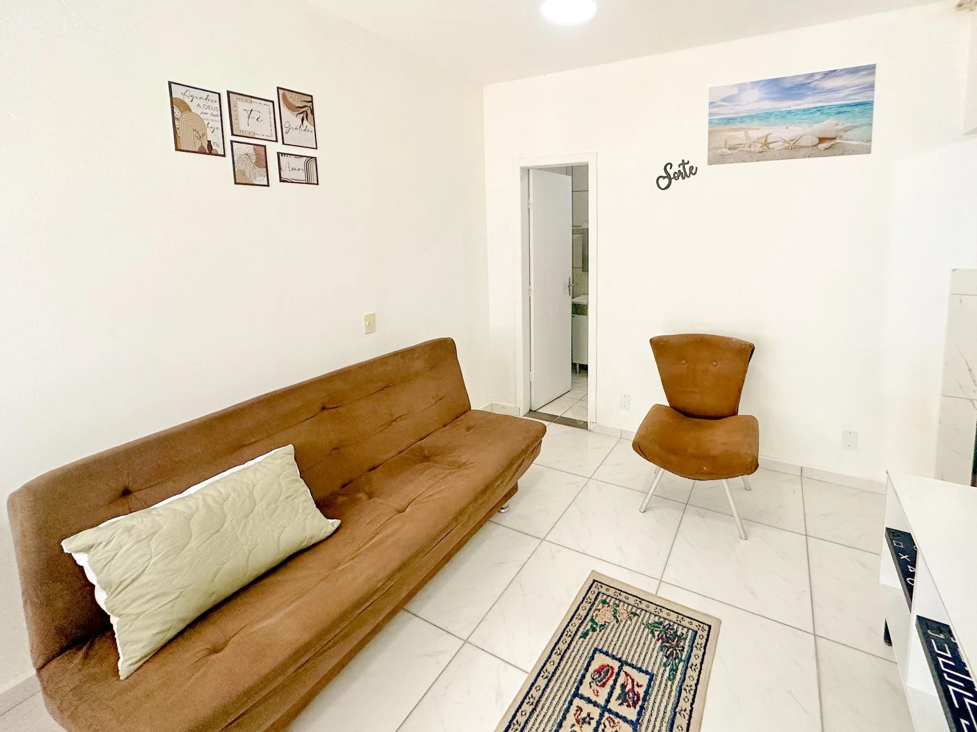 4-bedroom house with a private BBQ in Florianópolis — photo 57