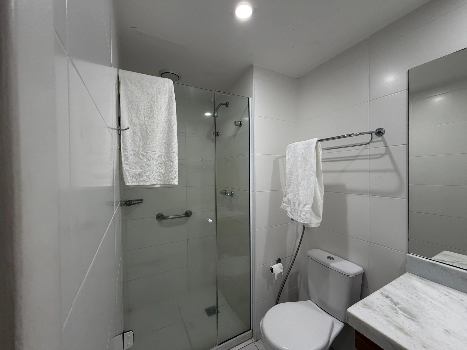 Apartamento mobiliado com 2 quartos em suítes — photo 27