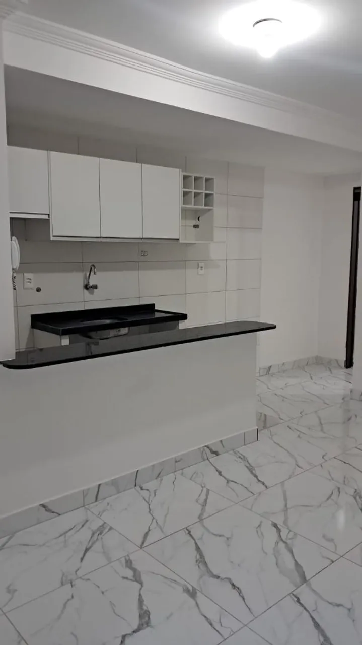 1-bedroom, 1-bath apartment with no parking — photo 3
