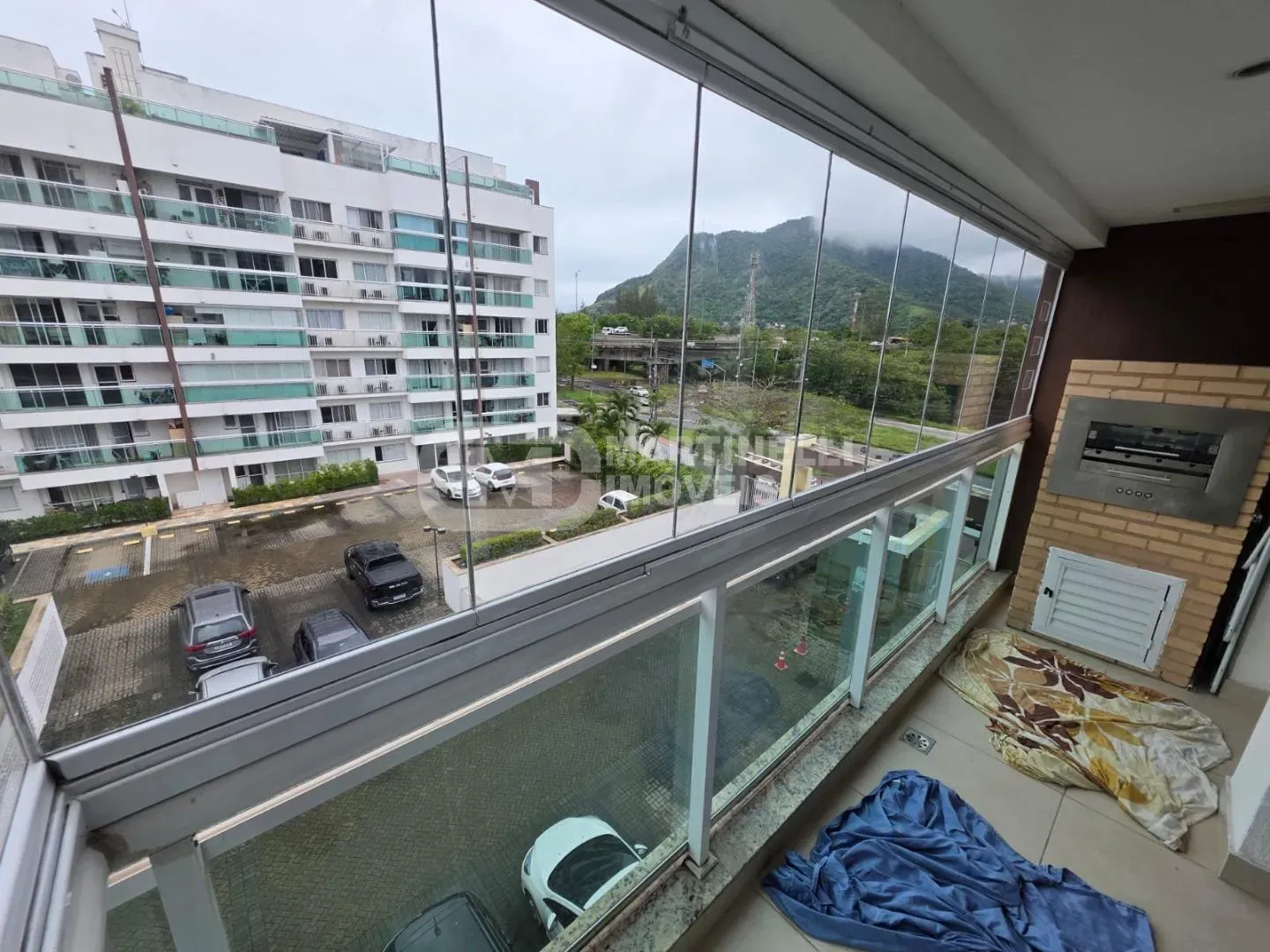 One-bedroom apartment with a mountain view in Rio de Janeiro — photo 5