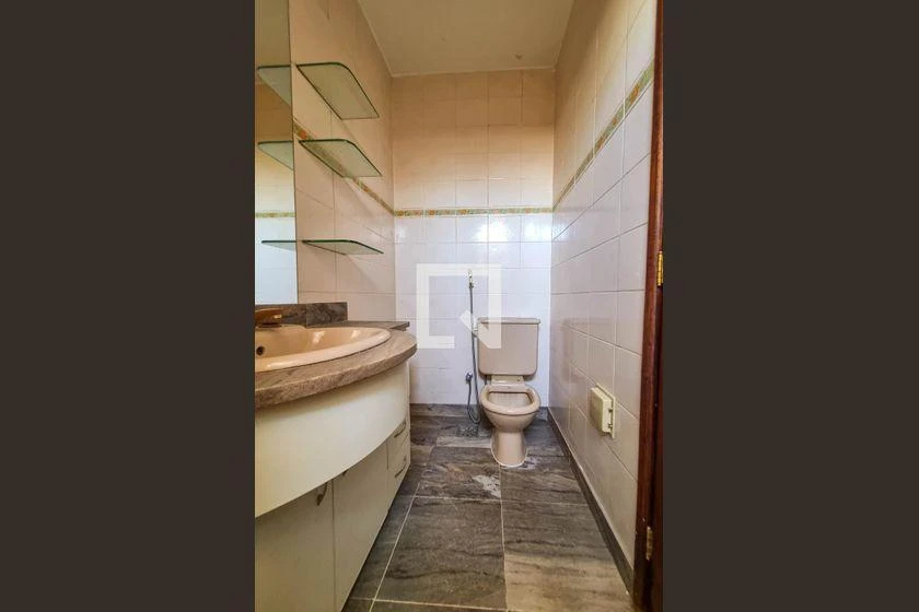Home office in a 5-bedroom apartment, 127 m² — photo 61