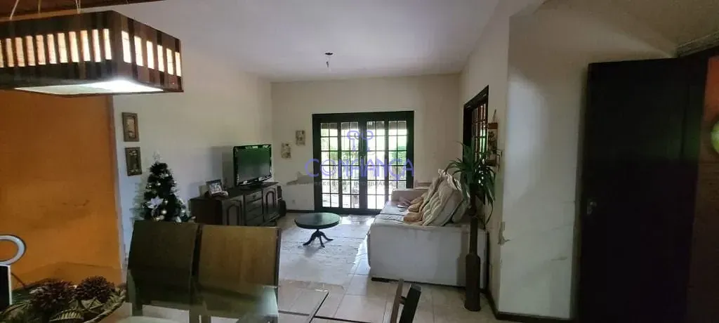 Furnished house with 4 bedrooms and mountain views