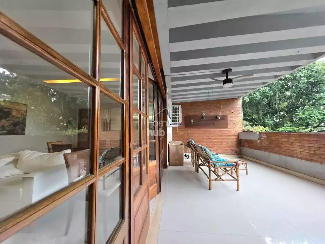 Furnished apartment, 157 m², with a home office — photo 17