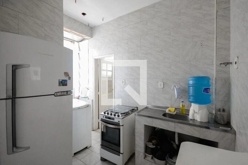 Furnished 1-bedroom apartment with 2 bathrooms — photo 5