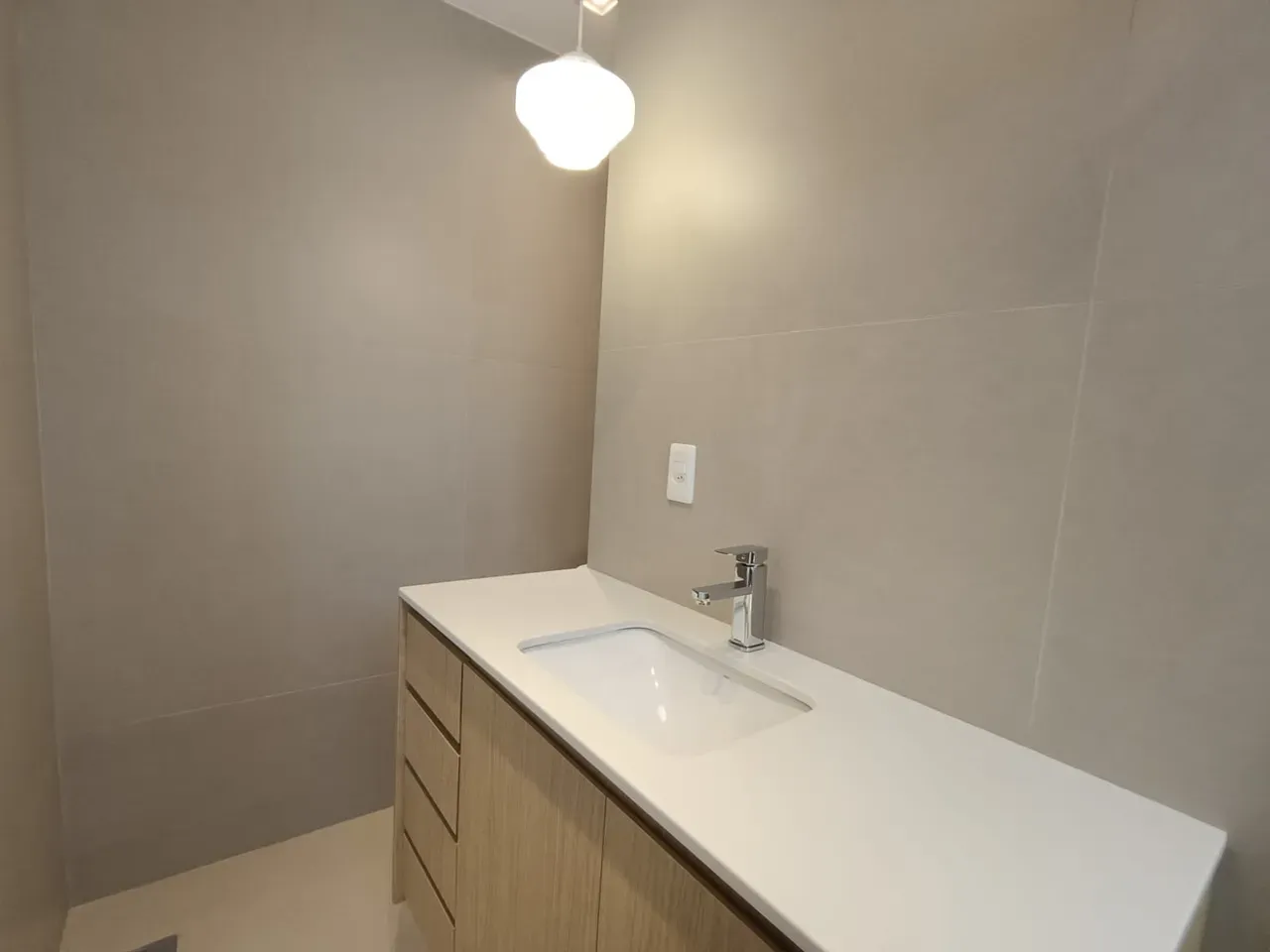 3-bedroom apartment with a walk-in closet in Rio de Janeiro — photo 16