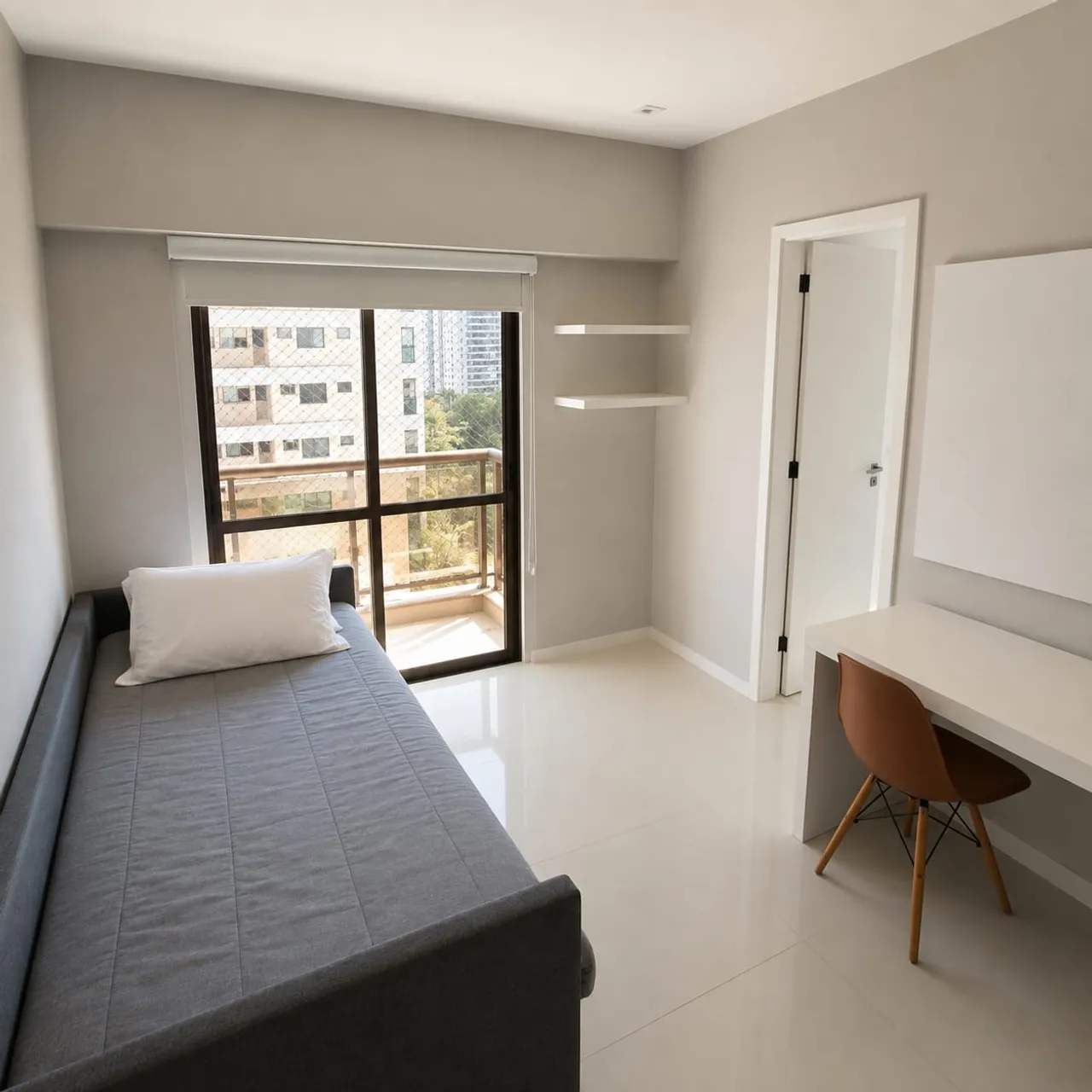Furnished apartment with 4 bedrooms and 3 bathrooms — photo 3