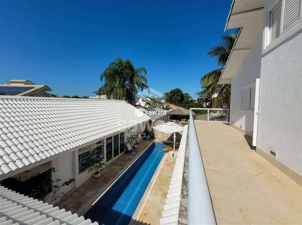 Furnished 600 m² house with 6 bedrooms and 8 bathrooms — photo 24