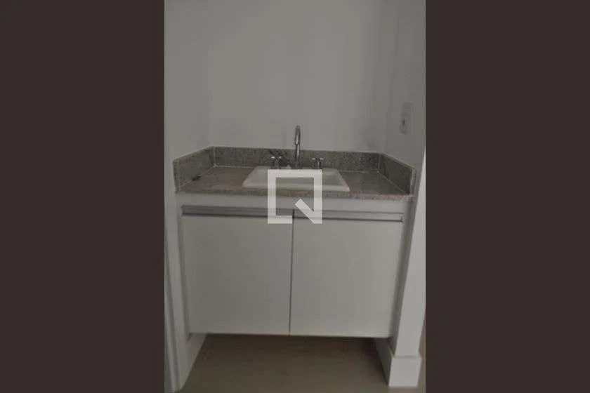 Private pool in a one-bedroom apartment, 40 m² — photo 11