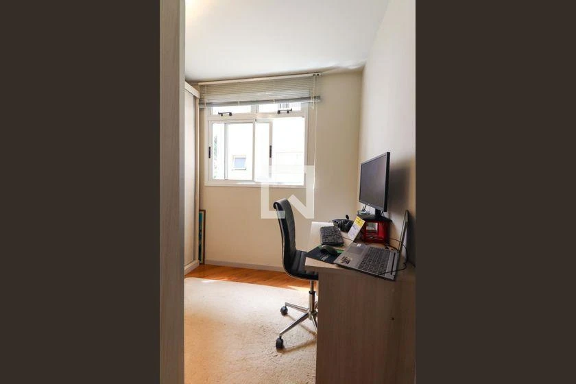 2-bedroom apartment with a grill on the balcony — photo 35