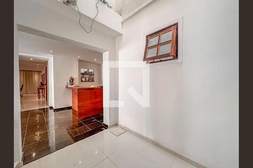 Мебльований будинок з 3 спальнями та 810 м² — photo 46