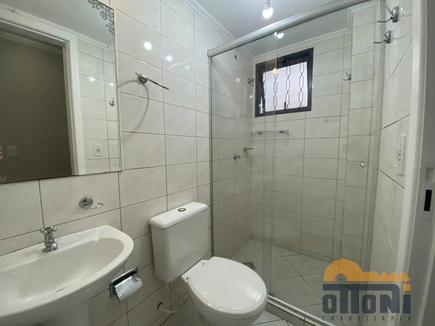 3-bedroom apartment with a home office in Curitiba — photo 4