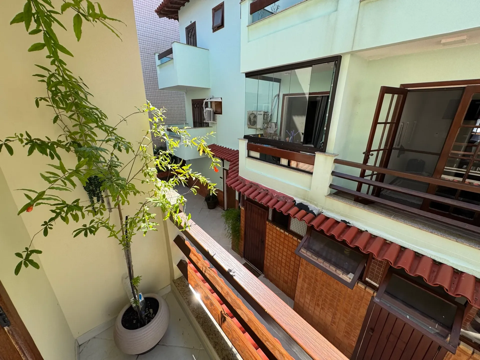 Duplex house with 3 bedrooms and 2 parking spaces — photo 36